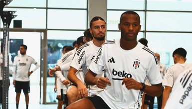 Beşiktaş, Sergen Yalçın Yönetiminde Antrenmanlarına Devam Ediyor Beşiktaş, Sergen Yalçın Yönetiminde Antrenmanlarına Devam Ediyor