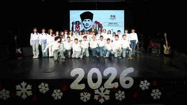 Beşiktaş Kulübü Başkanı Serdal Adalı, BJK-Kabataş Vakfı Okulları'nda Yeni Yıl Törenine Katıldı