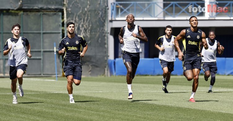 Fenerbahçe'de merakla beklenen buluşma gerçekleşti! Mert Hakan Yandaş ile Kerem Aktürkoğlu...