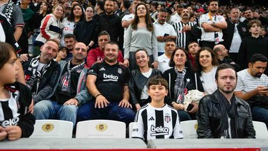 Beşiktaş'ta Öğretmenler Günü Kutlaması Tüpraş Stadyumu'nda Gerçekleşti
