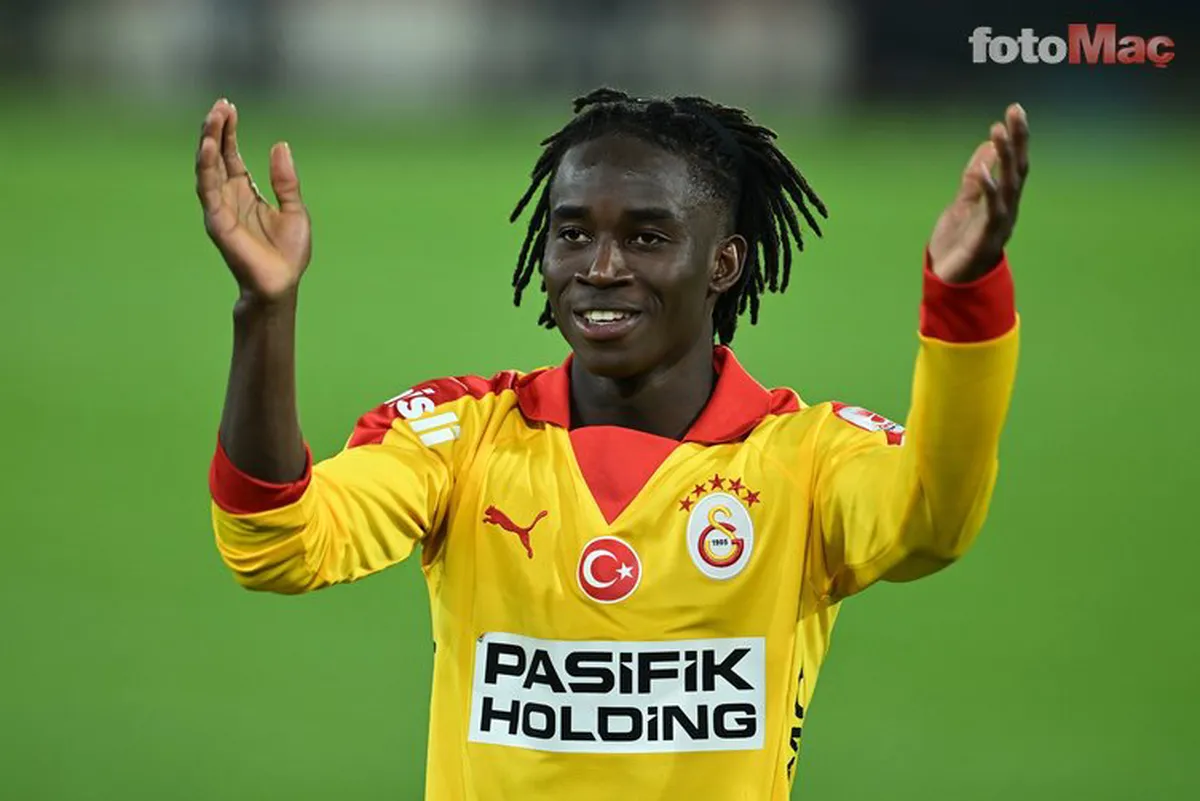 Galatasaray, Renato Nhaga ile Gelecek Sezon İçin Hazırlanıyor Galatasaray, Renato Nhaga ile Gelecek Sezon İçin Hazırlanıyor