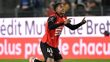 Trabzonspor, Rennes'in Genç Stoperini Takipte!