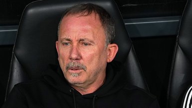 Beşiktaş'ın Derbi Yenilgisi Üzerine Tartışmalar Büyüyor