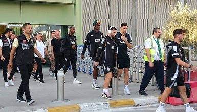 Beşiktaş Taraftarları, Takımlarını Coşkuyla Karşıladı