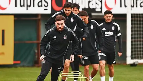 Beşiktaş, Sergen Yalçın yönetiminde antrenmana devam ediyor