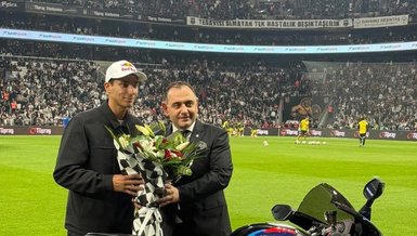 Beşiktaş, Toprak Razgatlıoğlu'nu Unutmadı