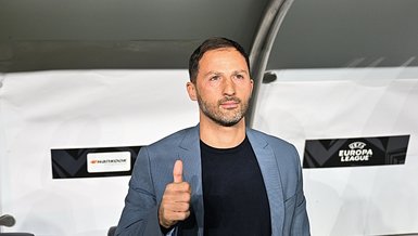 Fenerbahçe'nin Teknik Direktörü Tedesco'dan derbi öncesi açıklamalar