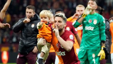 Dries Mertens, Trabzonspor Derbisi İçin İstanbul'da