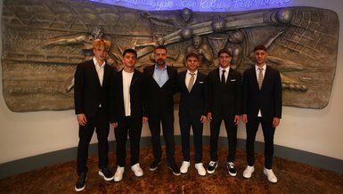 Genç Yeteneklerden Profesyonel Sözleşme