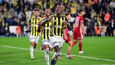 Talisca, Yolculuk Sırasında Türkçe Şarkı Söyledi