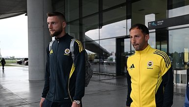 Fenerbahçe Kafilesi Zagreb'de Taraftarlarıyla Buluştu