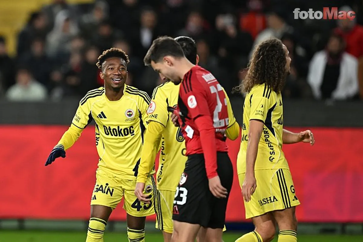 Fenerbahçe, Gaziantep FK'yı 4-0'la Geçerek Çeyrek Finale Yükseldi Fenerbahçe, Gaziantep FK'yı 4-0'la Geçerek Çeyrek Finale Yükseldi