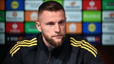 Fenerbahçe'de Milan Skriniar Cezalı Duruma Düştü