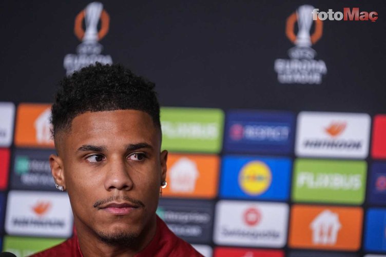 Senegal Milli Takımı'na katılan Ismail Jakobs'tan haber yok