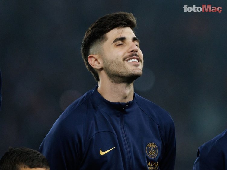 Galatasaray, Stoper Hattını Güçlendirmek İçin 3 Yıldız İsimle Görüşüyor