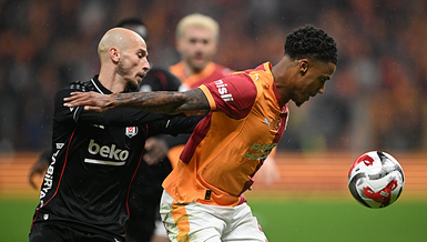 Okan Buruk, Trabzonspor ve Ajax Maçları İçin İlk 11'ini Belirliyor