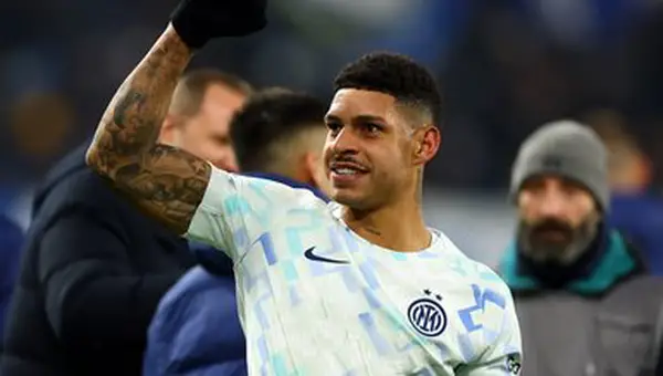 Beşiktaş, Rashica ve Jota ile Yollarını Ayırıyor