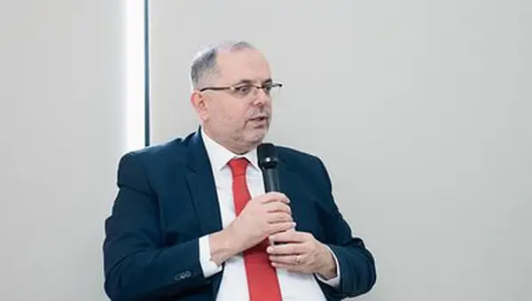 Fenerbahçe, Çaykur Rizespor ile 2-2 Berabere Kalarak Liderliği Kaçırdı