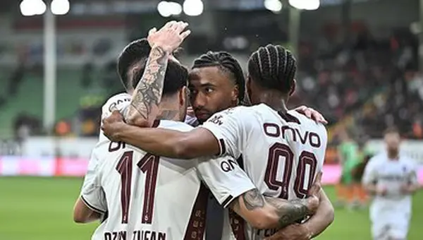 Başakşehir Maçı Öncesi Ozan Tufan'ın Rolü Merak Ediliyor