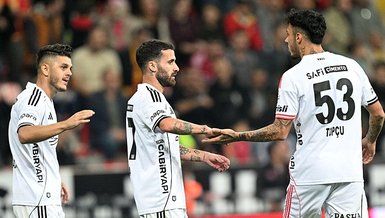 Beşiktaş'ta Rafa Silva'nın Şovu ve Kadro Değişiklikleri