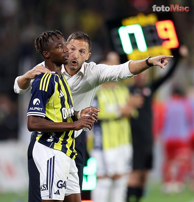 Fenerbahçe'nin Performansı ve Tedesco'nun Yöntemleri Üzerine Derinlemesine Bir Bakış