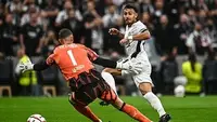 Beşiktaş, Marsilya'yı 4-1 ile Geçerek İyi Başladı