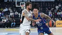 Anadolu Efes, Beşiktaş'ı EuroLeague Derbisinde Geçti