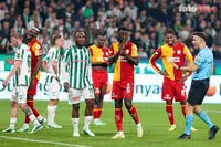 Galatasaray, Konyaspor'u 4-0 ile Geçti: Şampiyonluk Yolda mı?