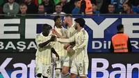 Fenerbahçe, Çaykur Rizespor'u 3-0 Geçti: Asensio Açıklamalarda Bulundu