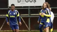 Fenerbahçe, Süper Lig Arasında Antrenmanlarına Devam Ediyor