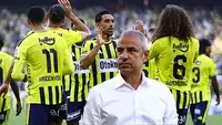 Fenerbahçe, Eyüpspor'u İlk Yarıda 5-0 Geçti
