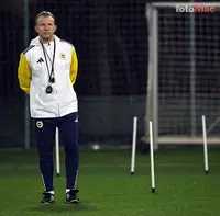 Fenerbahçe, Göztepe Maçında Dirk Kuyt ile Sahaya Çıkıyor