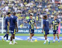 Fenerbahçe, Eyüpspor'u 8-0 ile geçerek milli araya moralli girdi