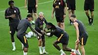 Galatasaray, Sporting Maçı Öncesi Son Antrenmanını Yaptı
