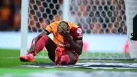 Galatasaray'da Osimhen Sakatlandı, Barış Alper Yılmaz Girdi