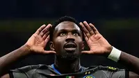 Thuram, Milano'da Taraftarlarla Eğlenceli Anlar Yaşadı