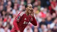 Van Dijk, Salah'ın Liverpool'daki Yokluğuna Dikkat Çekti