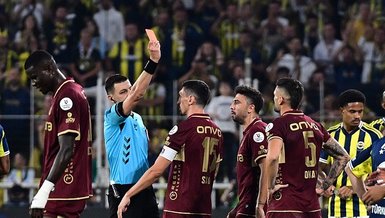 Fenerbahçe - Trabzonspor Maçında Kırmızı Kart Şoku