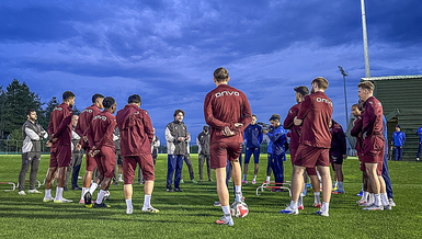Bordo-Mavili Takımın İzin Dönemi Antrenmanı