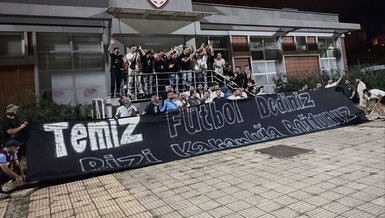 Trabzonspor Taraftarları TFF Binası Önünde Protesto Düzenledi