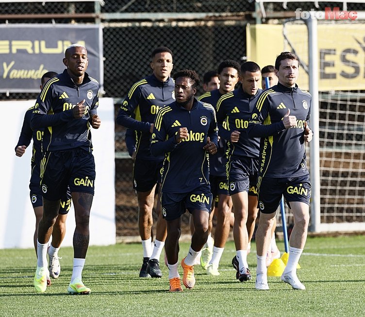 Fenerbahçe, Golcü Arayışlarına Hız Verdi