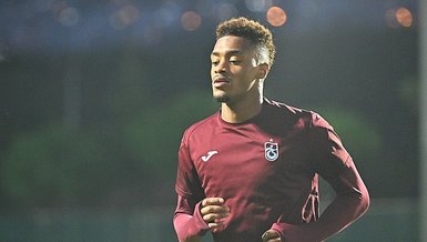 Wagner Pina'dan Trabzonspor Efsanesine Saygı Duruşu