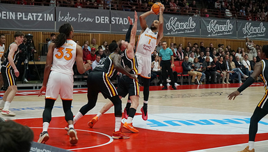Galatasaray, Würzburg Baskets'i Farkla Geçti: 99-74